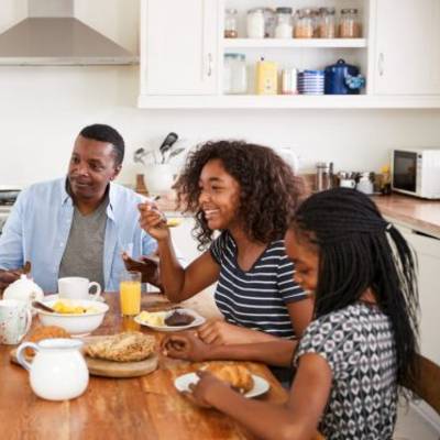 Weekly Roundup: Grocery Deals to Save Big on Breakfast, Lunch, Snacks, and Dinner